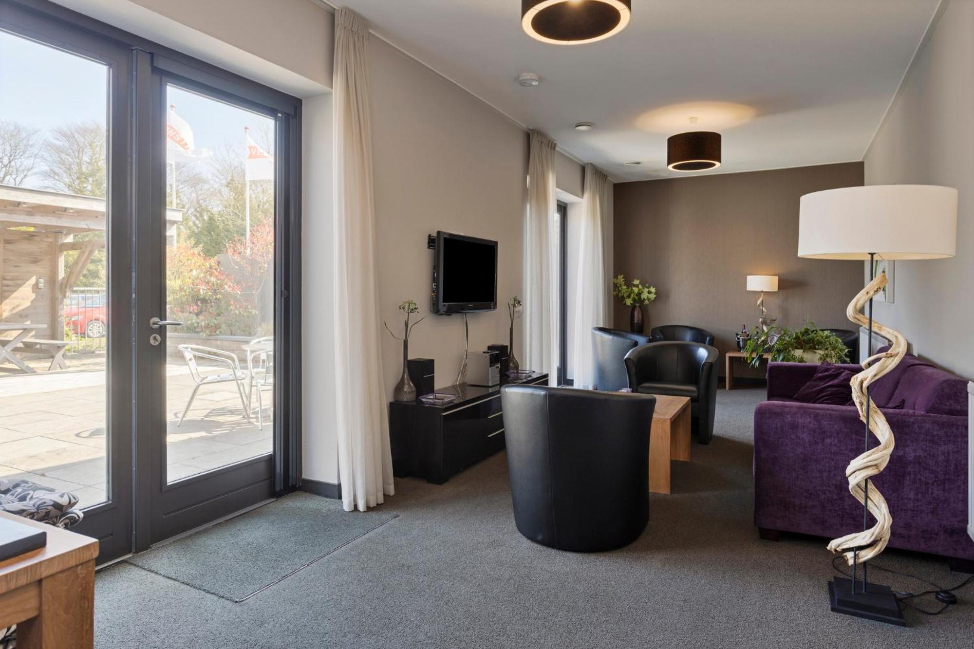 Hunzego Hotel Uithuizermeeden Zewnętrze zdjęcie