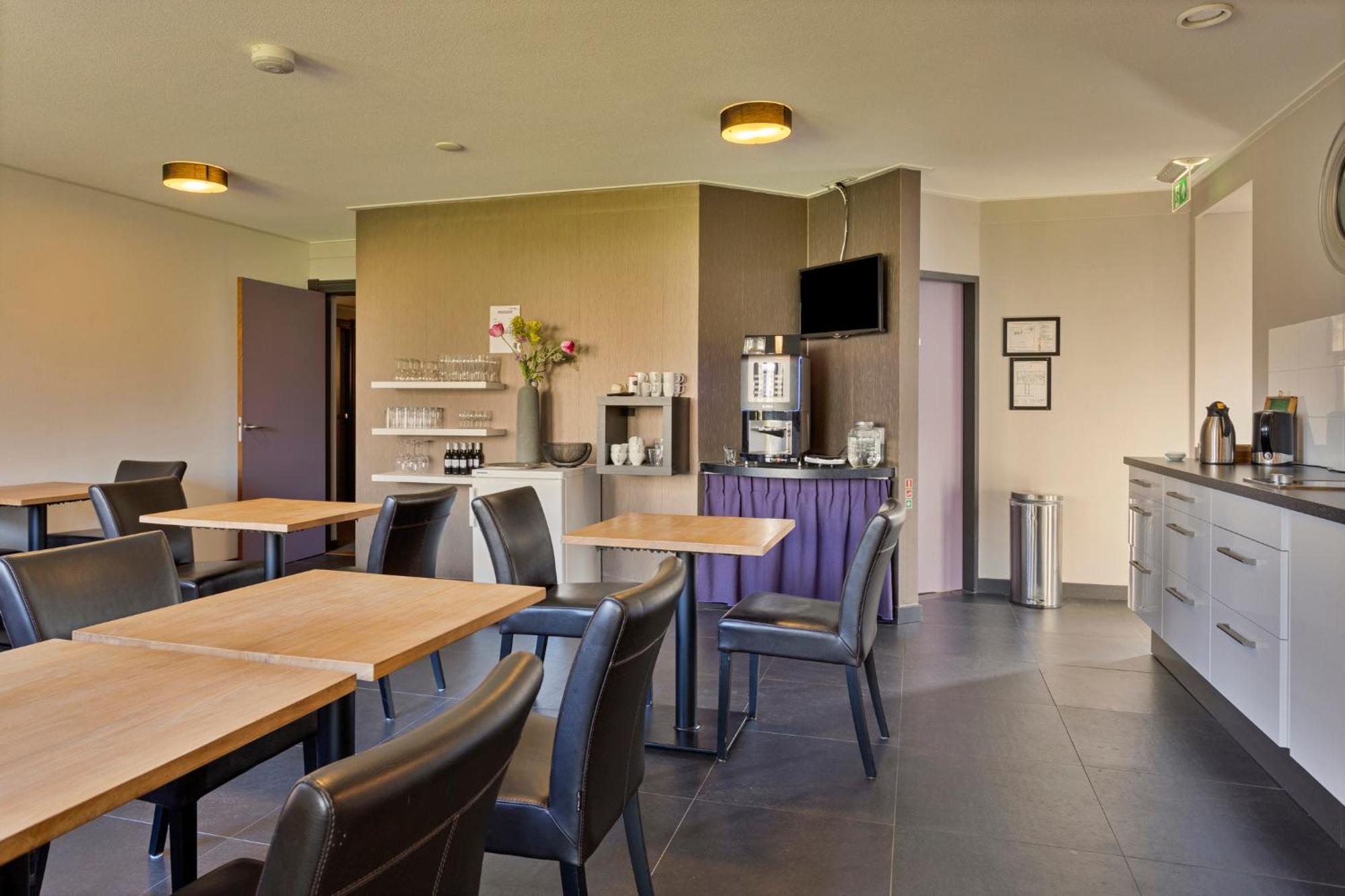 Hunzego Hotel Uithuizermeeden Zewnętrze zdjęcie