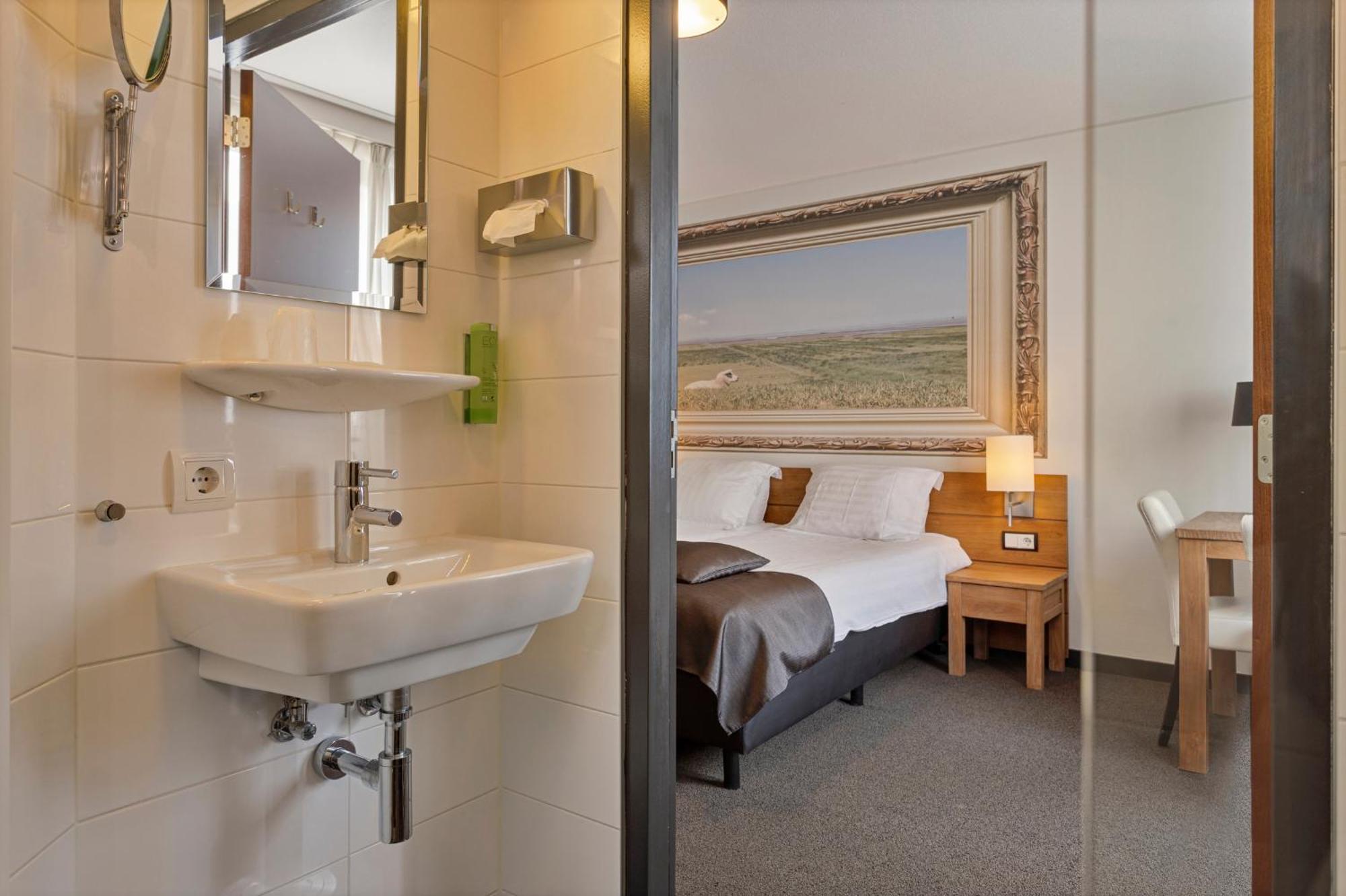 Hunzego Hotel Uithuizermeeden Zewnętrze zdjęcie