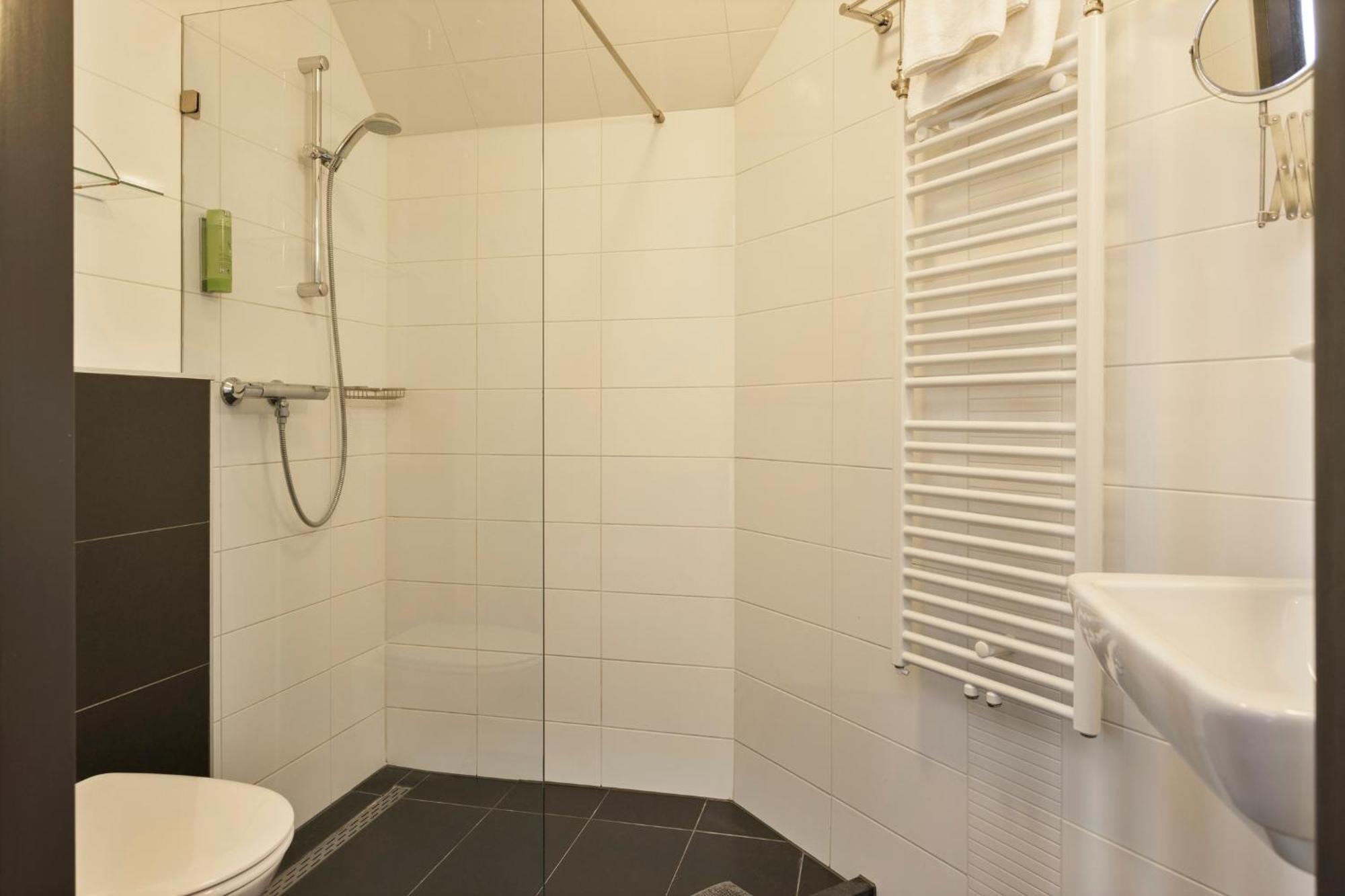 Hunzego Hotel Uithuizermeeden Zewnętrze zdjęcie