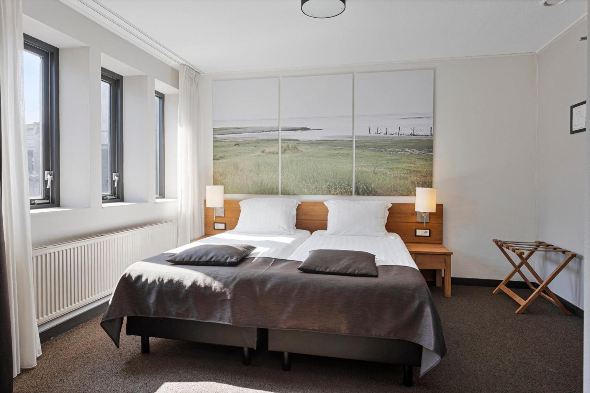Hunzego Hotel Uithuizermeeden Zewnętrze zdjęcie